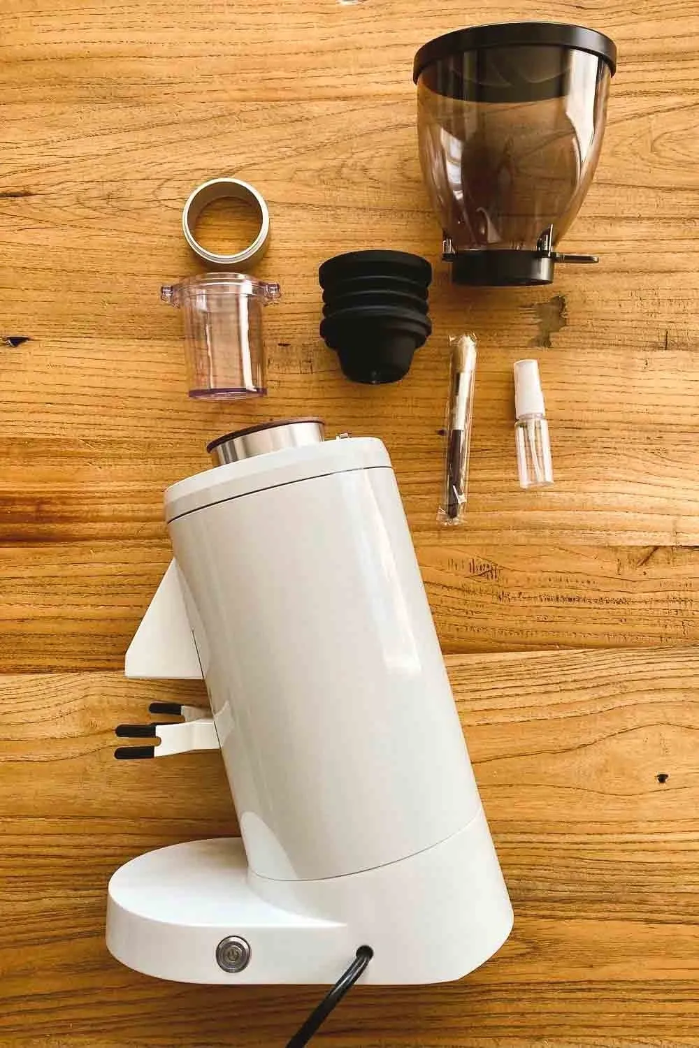 Why Is My Coffee Grind Uneven? 5 Easy Fixes (Beginner's Guide)