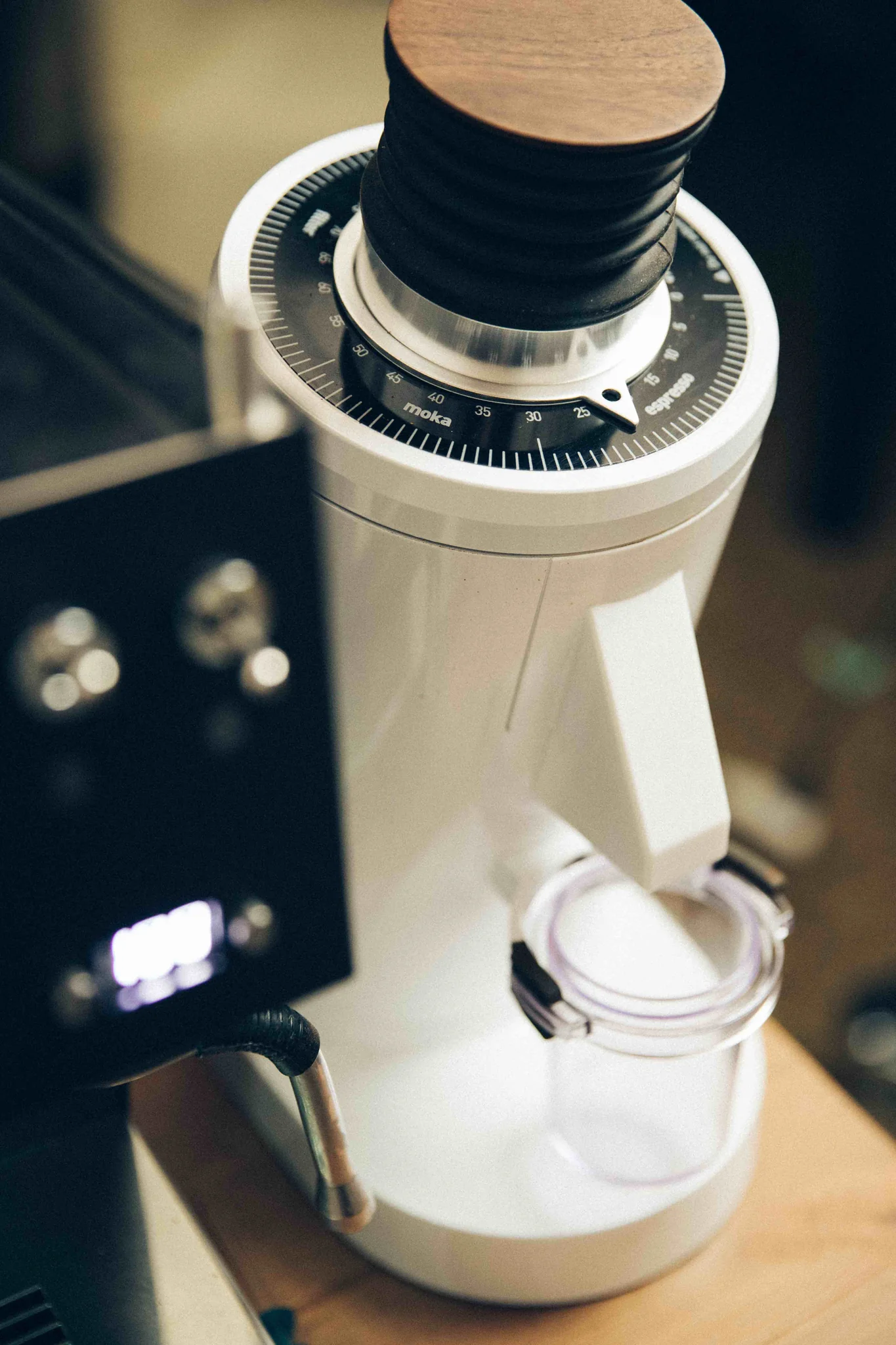 Pour Over vs. Espresso: Choosing the Right Coffee Grinder for Your Brewing Needs
